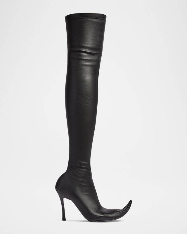 Poulaine Boot